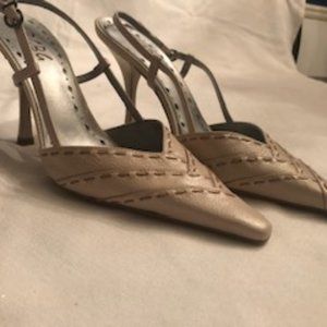 BCBG Ivory Leather Pump